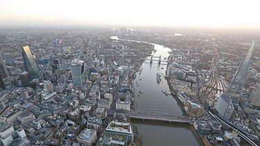 ‘Brexit’ impacta en precios de casas más deseadas de Londres