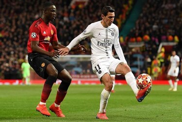 UEFA abre expediente por botella lanzada a Di María