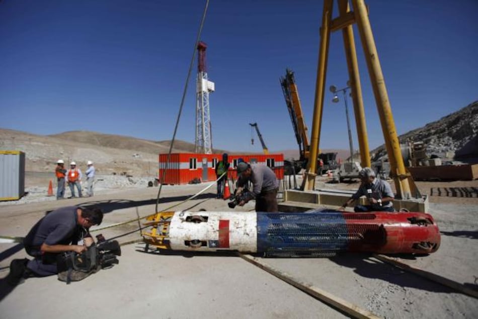 Cápsula Fénix, que rescató a los 33 mineros chilenos, llega a Beijing