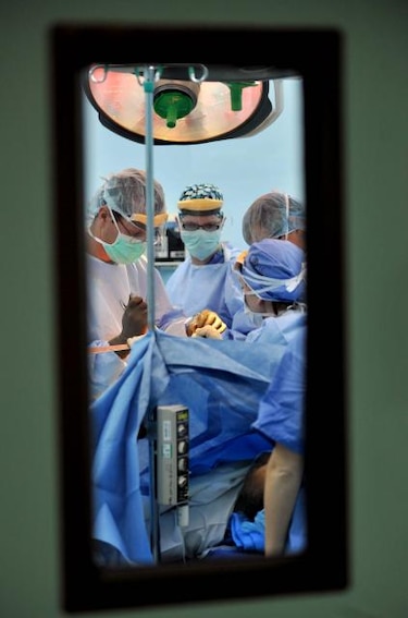 Liposucciones y agrandamiento de senos, las más solicitadas en el mundo
