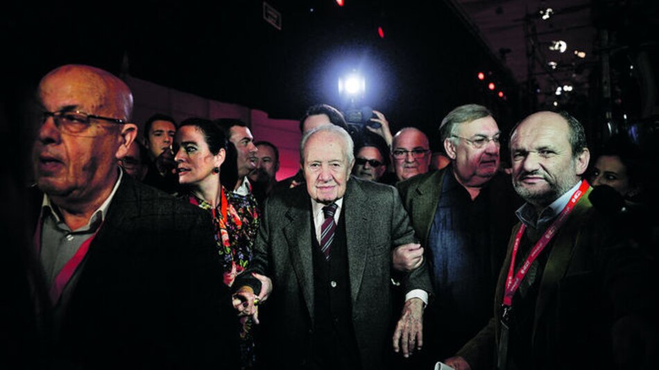 Soares, padre de la democracia de Portugal, murió