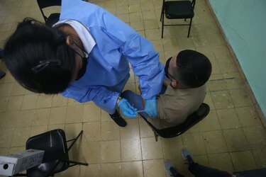 Minsa reporta 2 fallecidos por Covid-19 en las últimas horas; positividad de nuevos casos baja a 6.8%