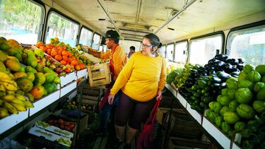 Adultos no comen suficientes verduras y frutas