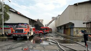 Investigan causas de fuego en la avenida B