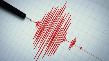Un terremoto de magnitud 7.4 sacude el sur de México en la frontera con Guatemala