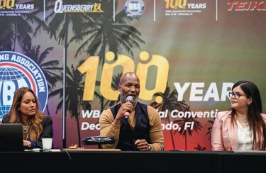 Hopkins desea ver tres peleas en el 2023