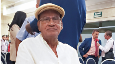 Allan Lewis, el homenajeado