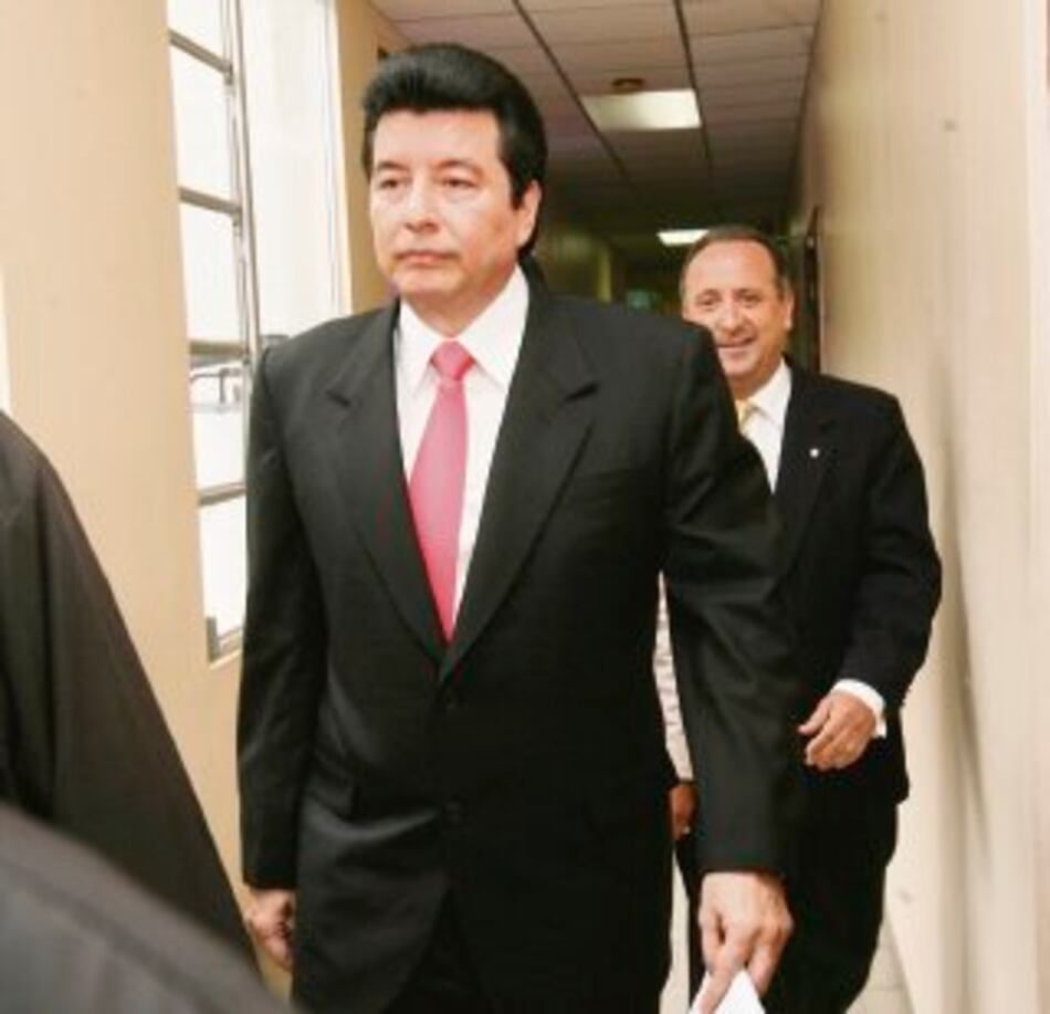 Fiscal investiga cuentas de Alejandro Moncada Luna