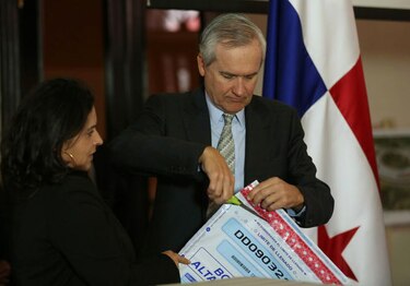Reclamo contra licitación del Instituto Técnico Superior del Este