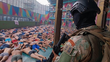 Quién es Adolfo Macías, ‘Fito’, el criminal más buscado de Ecuador que fue capturado dentro de un búnker en una casa de lujo