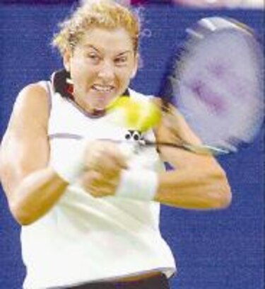 Torrens Valero cae en octavos, gana Seles