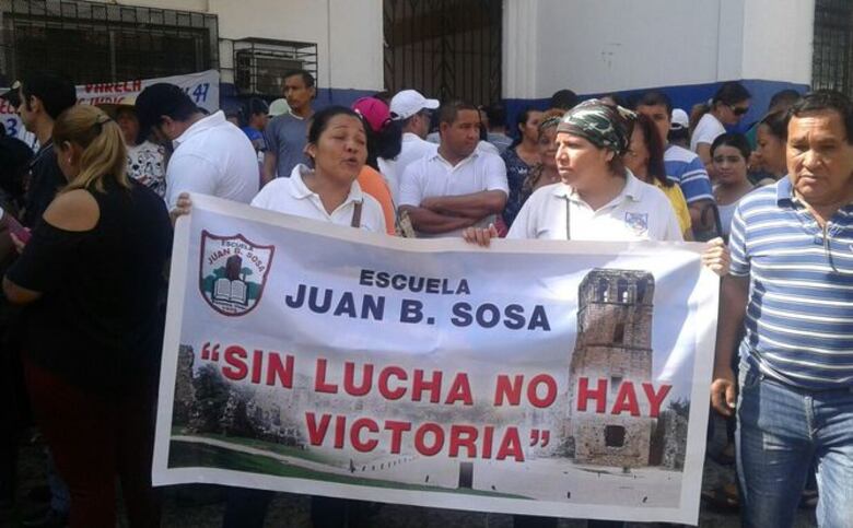 Gobierno y docentes reanudan este miércoles las negociaciones