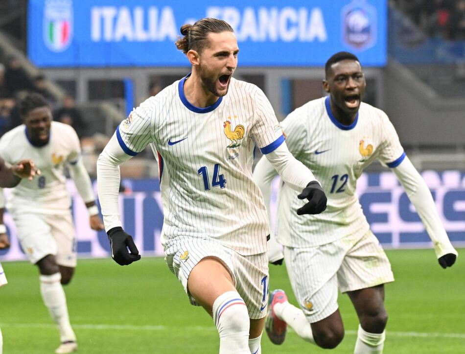 Rabiot devora a Italia y conquista el liderato para Francia