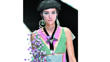 Armani, un oasis de alegría en la pasarela