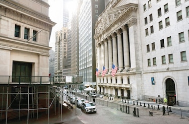 Wall Street recupera el ánimo y cierra en alza