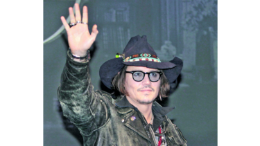 Depp subasta sus ocho pinturas de Basquiat
