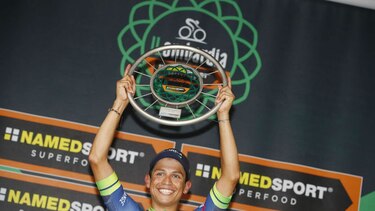Esteban Chaves logra la primera victoria colombiana en el Giro de Lombardía