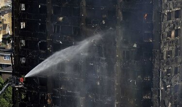 Al menos 12 muertos y numerosos desaparecidos por incendio en Londres