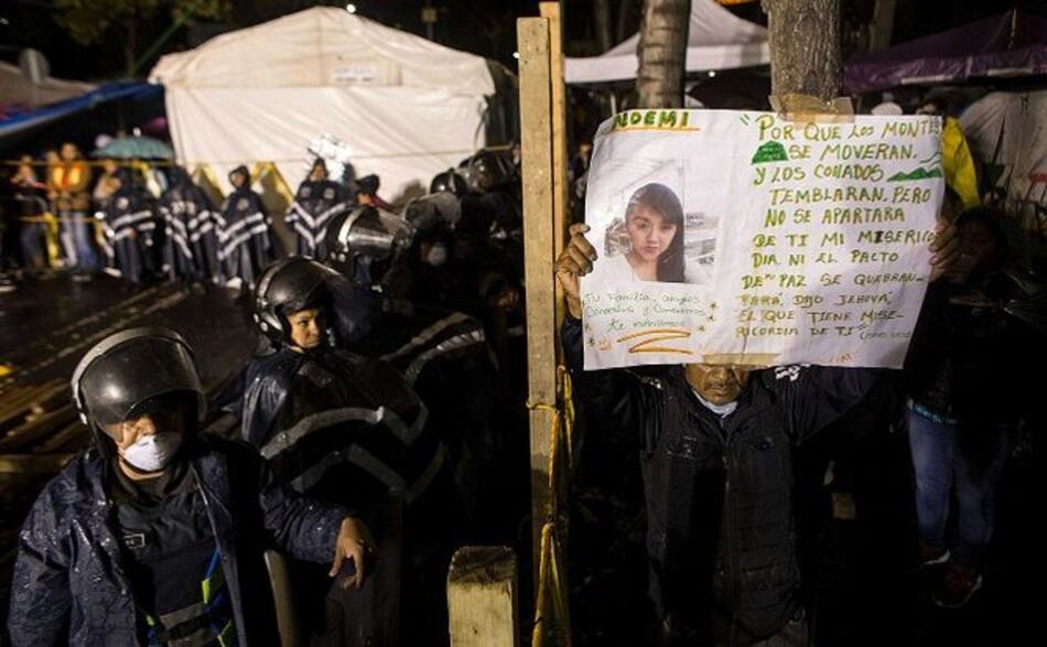 Cede la esperanza y la desconfianza asoma entre víctimas del sismo