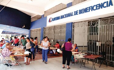 Escándalo en la Lotería solo ha dejado una baja: una secretaria