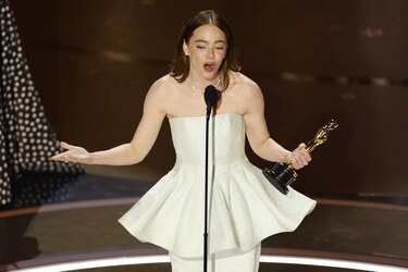De caídas a desnudos: momentos inesperados de los Óscar 2024