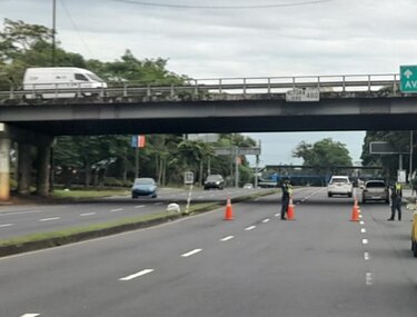 Residentes y comerciantes de El Cangrejo piden poner orden; se sienten secuestrados