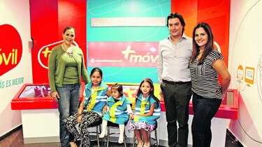 C&WP inaugura central de telecomunicaciones infantil