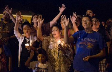 Joven ataca iglesia en Texas y asesina a 26 personas