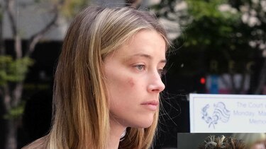 Esposa de Johnny Depp lo acusa de violencia doméstica