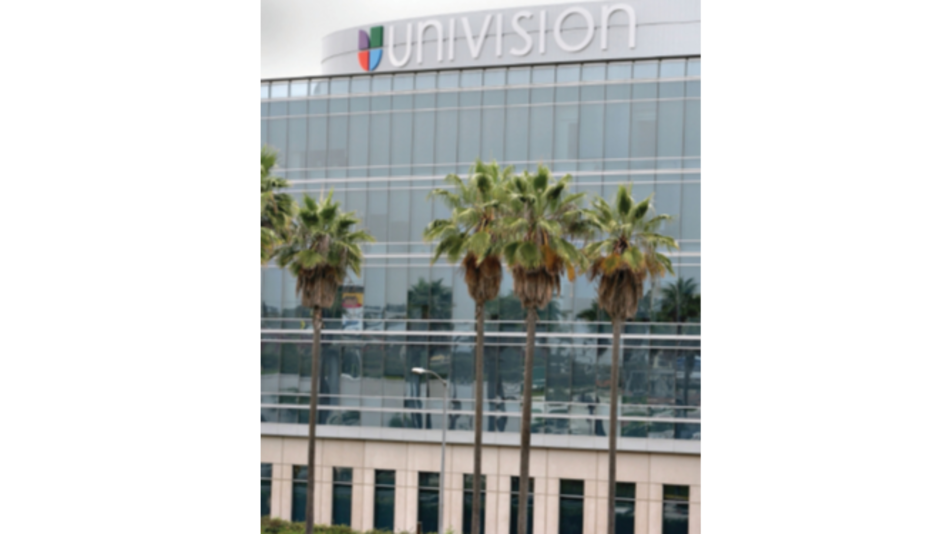 Exdirector de Viacom compra participación en Univision