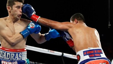 Chocolatito gana encarnizada pelea a Cuadras