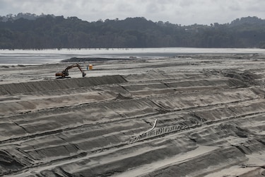 Admiten demanda de nulidad contra resolución del Mici que permite a Minera Panamá comercializar mineral expuesto