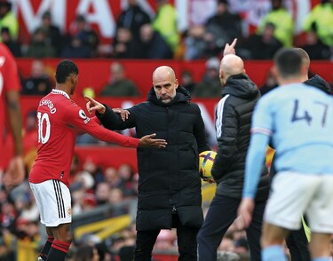 Guardiola levanta la voz en  la derrota ante el United