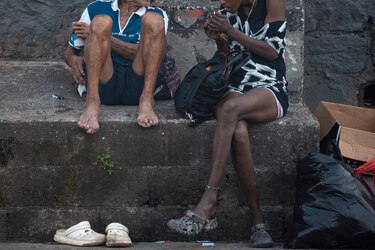 ¿A dónde van los millones que le decomisan a los narcos?