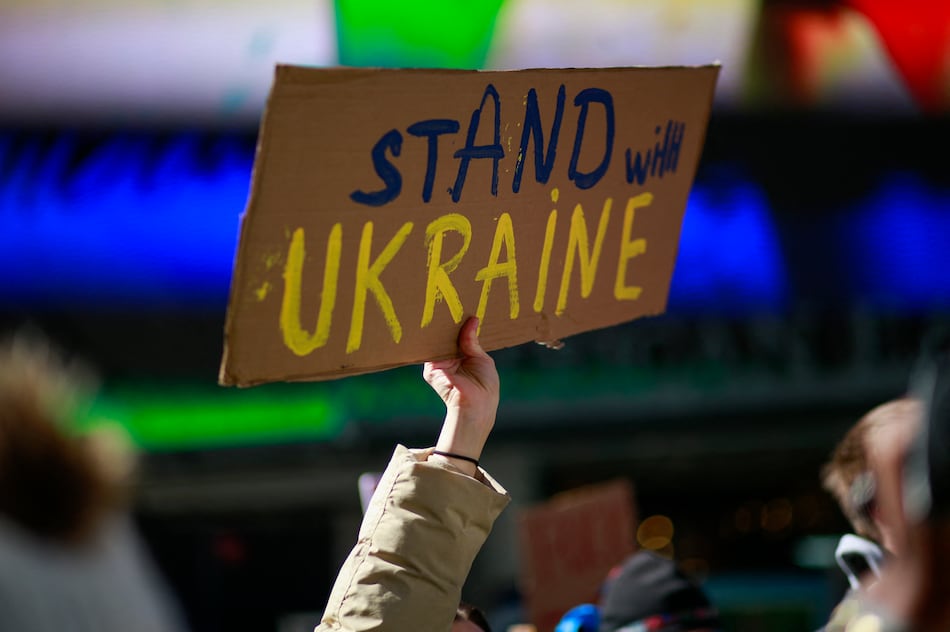 Ucrania tratará de negociar con Rusia, pero con escepticismo, dijo Zelenski