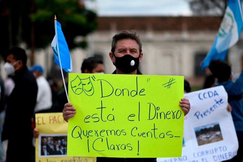 Nuevas manifestaciones en Guatemala en reclamo de la renuncia del Presidente por su gestión durante la pandemia