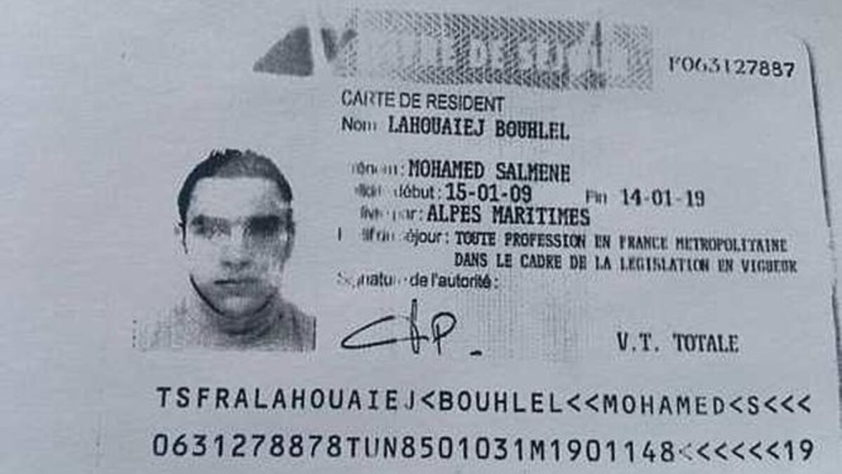 Cazeneuve: Autor de atentado de Niza se 'radicalizó muy rápido'