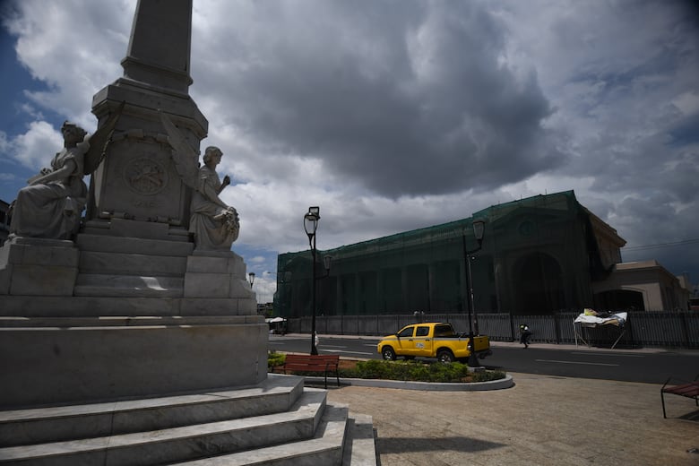 El alma y la nostalgia de los edificios de La Central