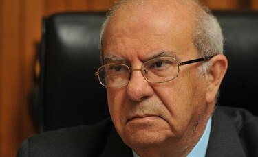 Seguirán investigando a García de Paredes