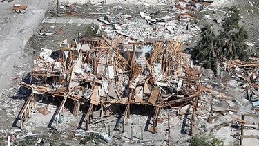 Huracán Michael deja 11 muertos en Estados Unidos