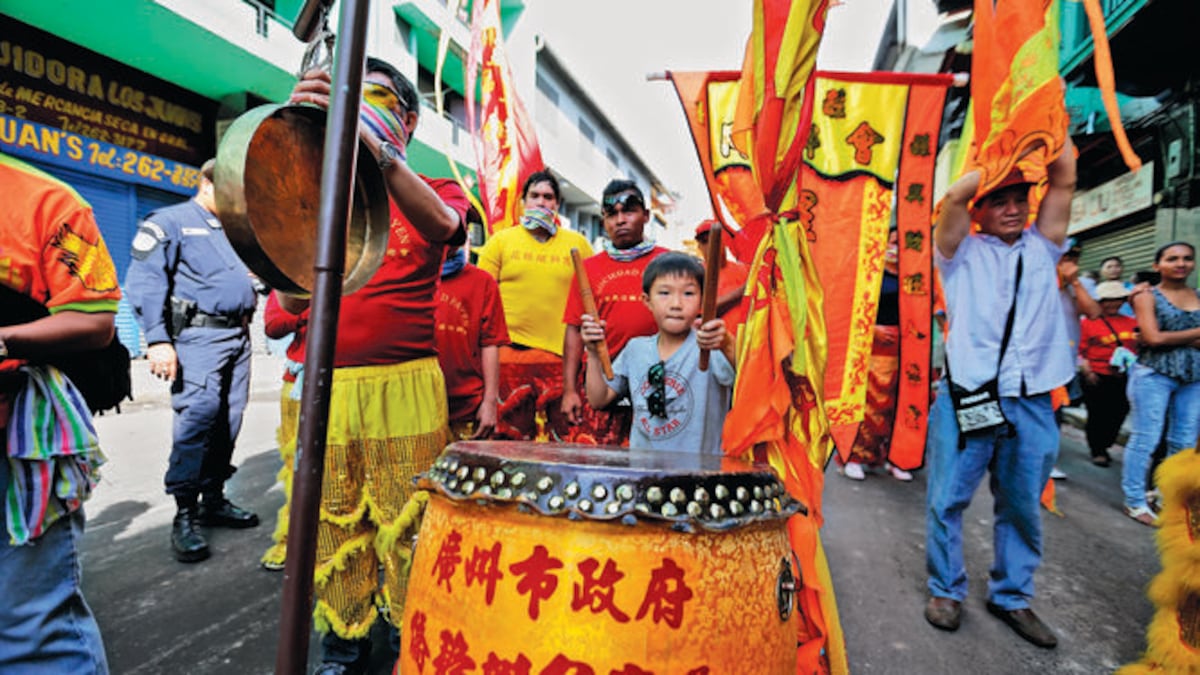Fiesta por el Año del Gallo