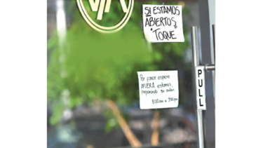 45% de los restaurantes intenta sobrevivir con ‘delivery’