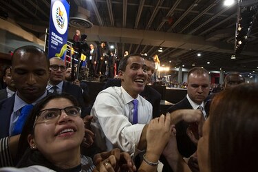 Guaidó anuncia ‘gran movilización en Caracas’ al regresar a Venezuela