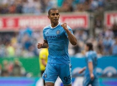 Bolillo Gómez llama a Tony Taylor