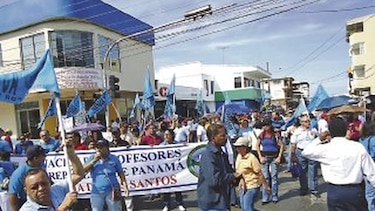 Docentes advierten de posible paro el 21