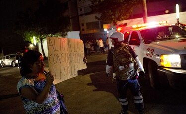 Al menos siete muertos por derrumbe de obra en la Ciudad de México