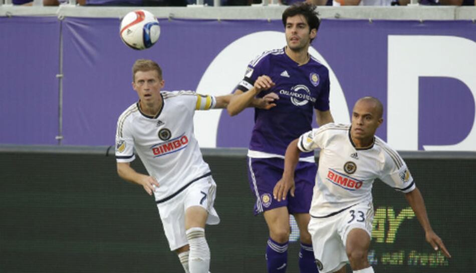 Dunga convoca a Kaká para amistosos previos a las eliminatorias