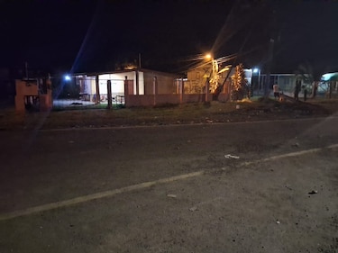 Moradores de algunas comunidades de Almirante acordaron con la Policía limpiar y quitar los cierres