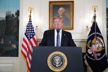Trump y Peña Nieto buscan acordar un encuentro