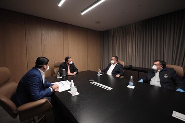 Los presidentes de los tres poderes del Estado se reúnen para abordar situación del coronavirus